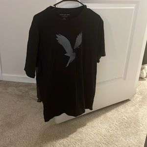 American Eagle tee in good condition